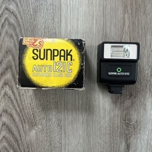 Sunpak Auto 121C Universal Cold Shoe Mount Camera Flash for Nikon Pentax Canon